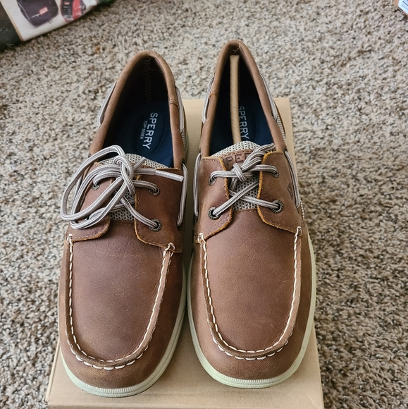 Size 9.5 Sperry Boat Shoes - Picture 3 of 4